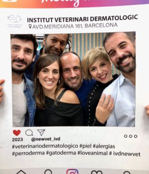 inauguración centro veterinario dermatologico en barcelona (3)